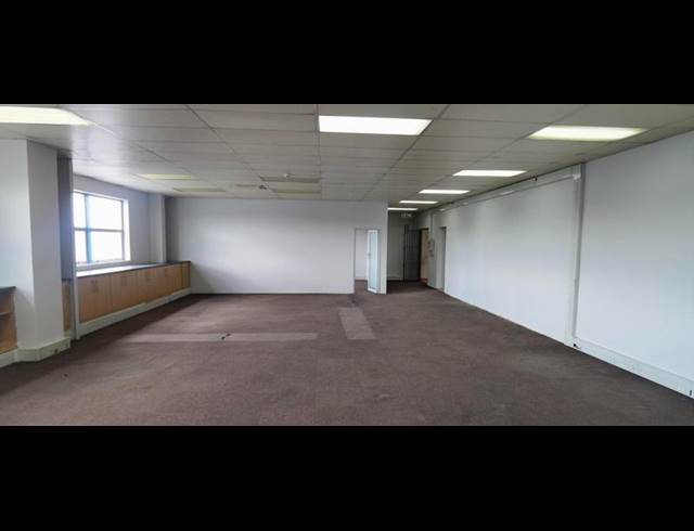 INDUSTRIAL PROPERTY TO RENT IN SILVERTON
